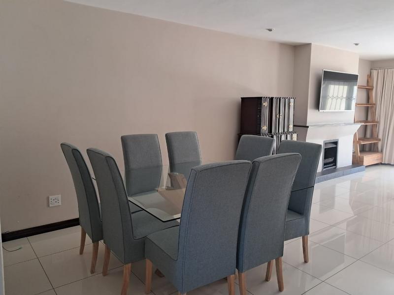 To Let 3 Bedroom Property for Rent in Sandown Gauteng