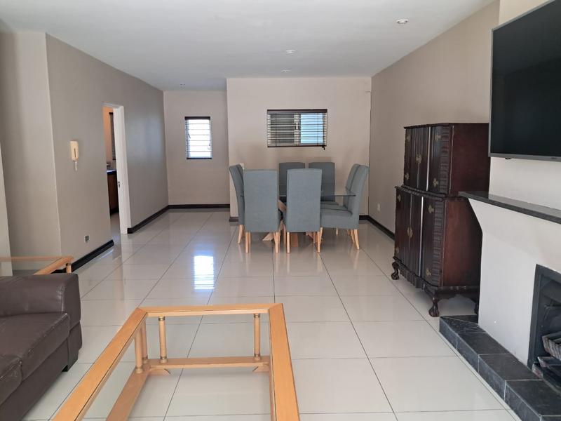 To Let 3 Bedroom Property for Rent in Sandown Gauteng
