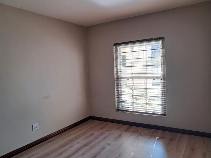 To Let 3 Bedroom Property for Rent in Sandown Gauteng