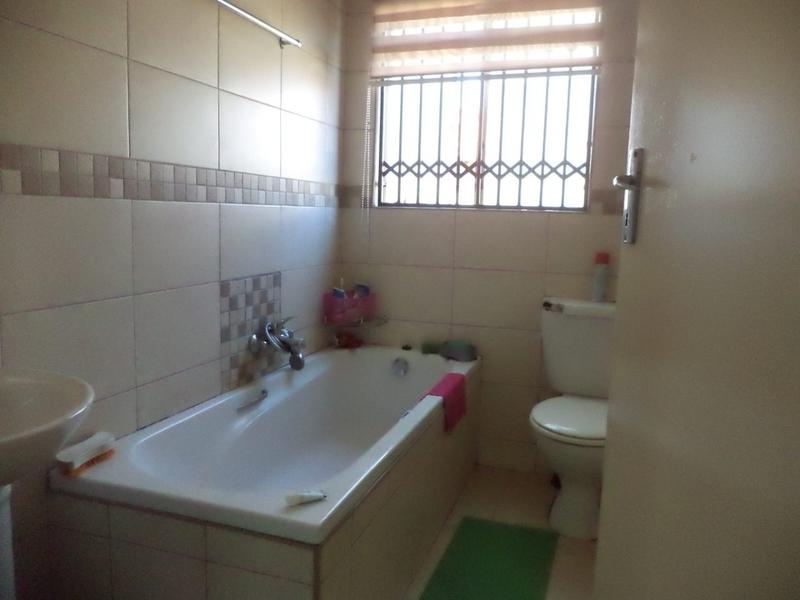 3 Bedroom Property for Sale in Elandspoort Gauteng