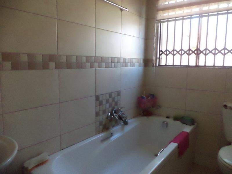 3 Bedroom Property for Sale in Elandspoort Gauteng