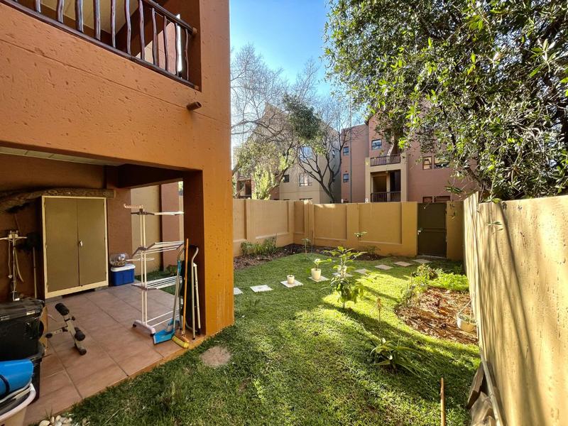 1 Bedroom Property for Sale in Pineslopes Gauteng