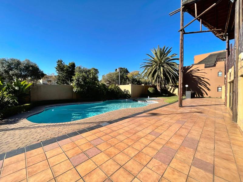 1 Bedroom Property for Sale in Pineslopes Gauteng