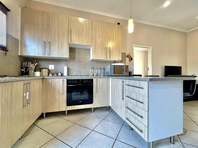 3 Bedroom Property for Sale in Noordwyk Gauteng