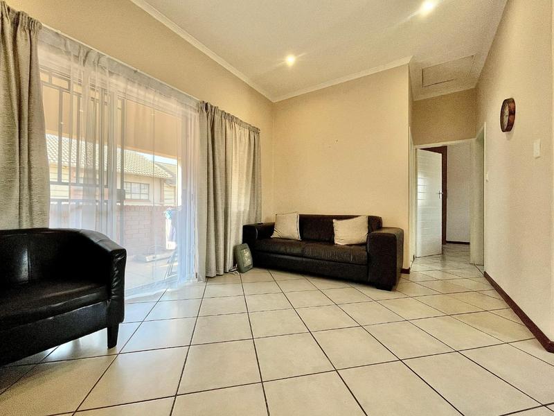 3 Bedroom Property for Sale in Noordwyk Gauteng