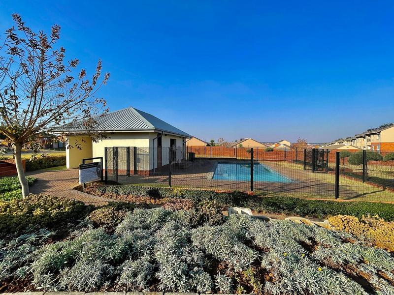 3 Bedroom Property for Sale in Noordwyk Gauteng