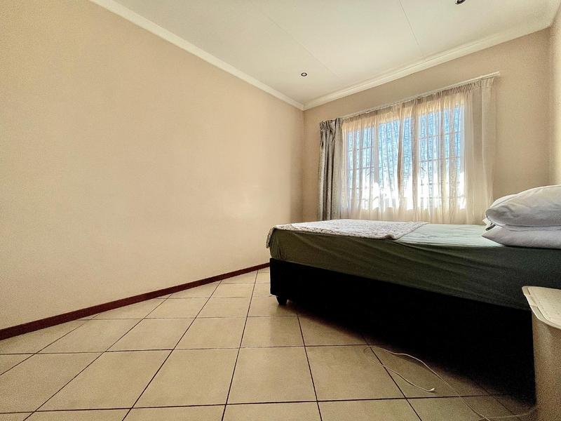 3 Bedroom Property for Sale in Noordwyk Gauteng