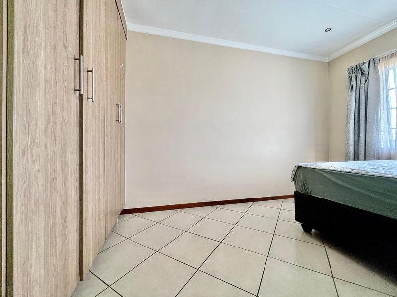 3 Bedroom Property for Sale in Noordwyk Gauteng