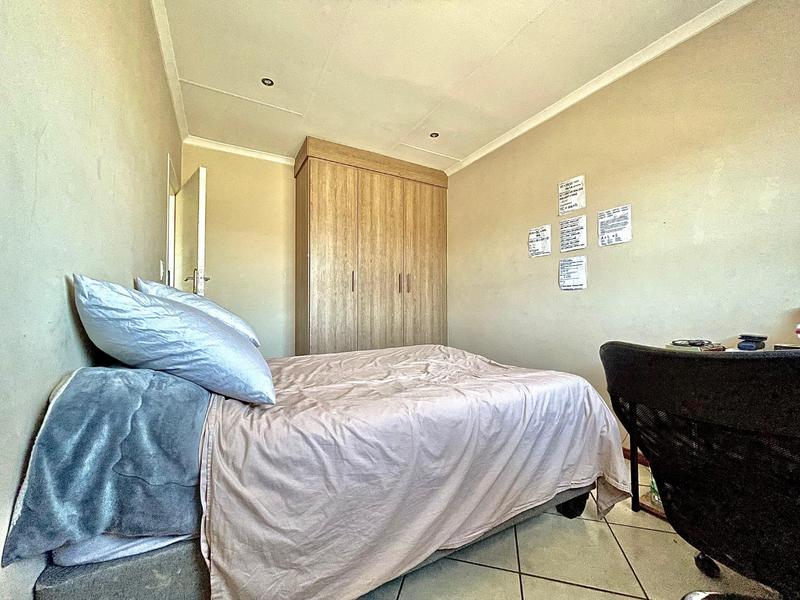 3 Bedroom Property for Sale in Noordwyk Gauteng