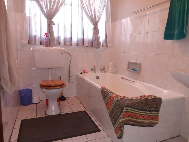 3 Bedroom Property for Sale in Vanderbijlpark SE 6 Gauteng