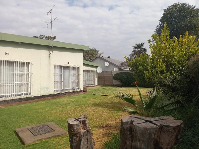 3 Bedroom Property for Sale in Vanderbijlpark SE 6 Gauteng