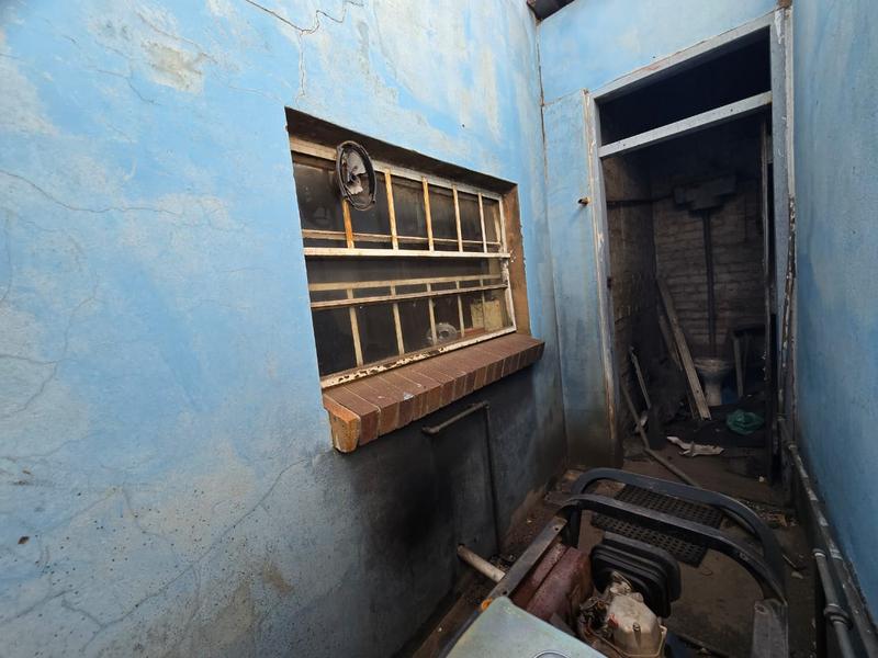 Commercial Property for Sale in Aureus Gauteng