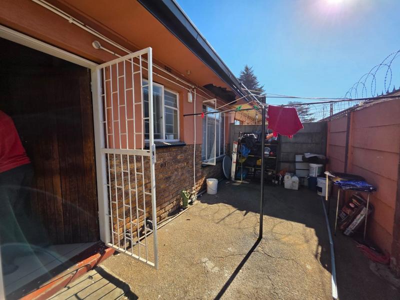 2 Bedroom Property for Sale in Randfontein Central Gauteng