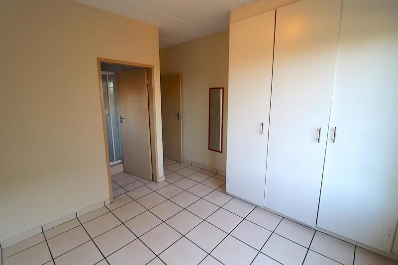 To Let 2 Bedroom Property for Rent in North Riding Gauteng