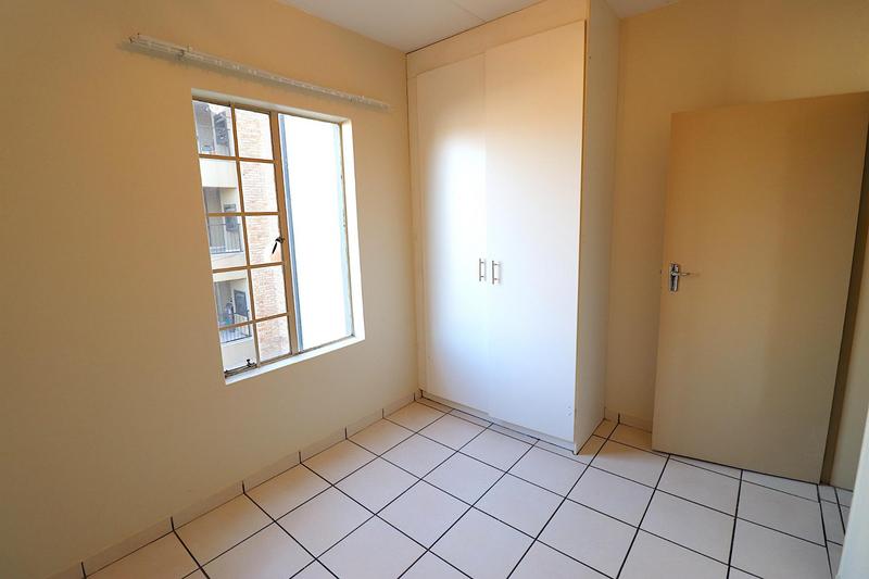 To Let 2 Bedroom Property for Rent in North Riding Gauteng