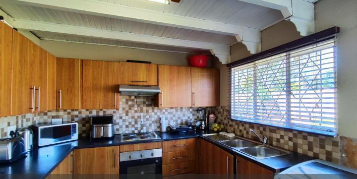 3 Bedroom Property for Sale in Crystal Park Gauteng