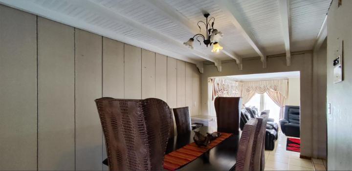 3 Bedroom Property for Sale in Crystal Park Gauteng