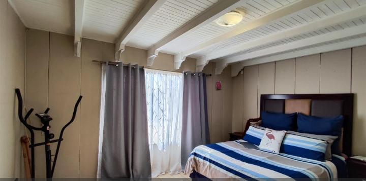 3 Bedroom Property for Sale in Crystal Park Gauteng