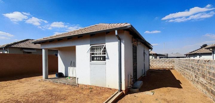 2 Bedroom Property for Sale in Crystal Park Gauteng
