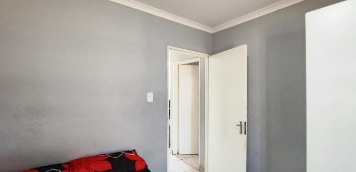 2 Bedroom Property for Sale in Crystal Park Gauteng