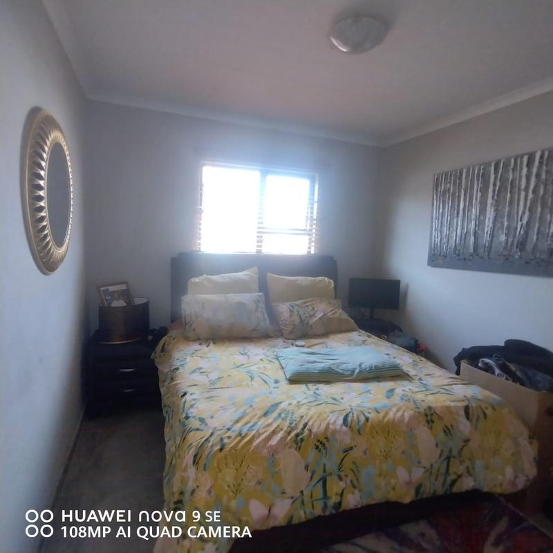 2 Bedroom Property for Sale in Dawn Park Gauteng
