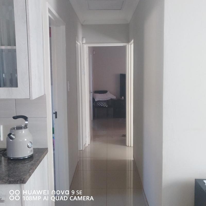 3 Bedroom Property for Sale in Dawn Park Gauteng