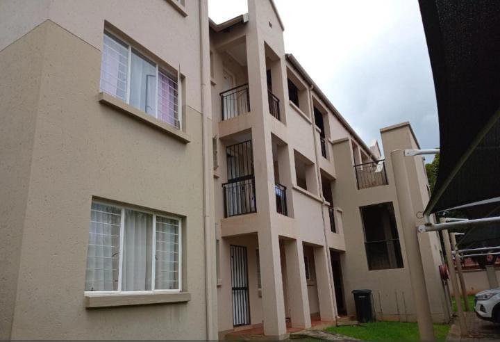 2 Bedroom Property for Sale in Klippoortjie Gauteng