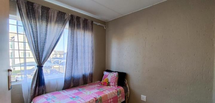 2 Bedroom Property for Sale in Klippoortjie Gauteng