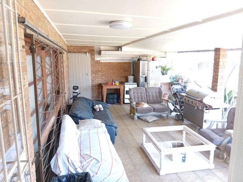 4 Bedroom Property for Sale in Parkdene Gauteng