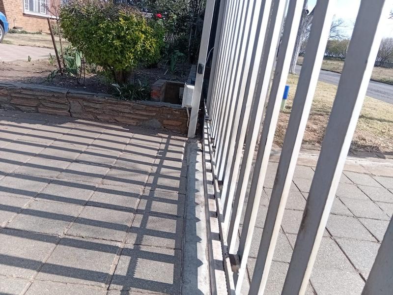 4 Bedroom Property for Sale in Parkdene Gauteng