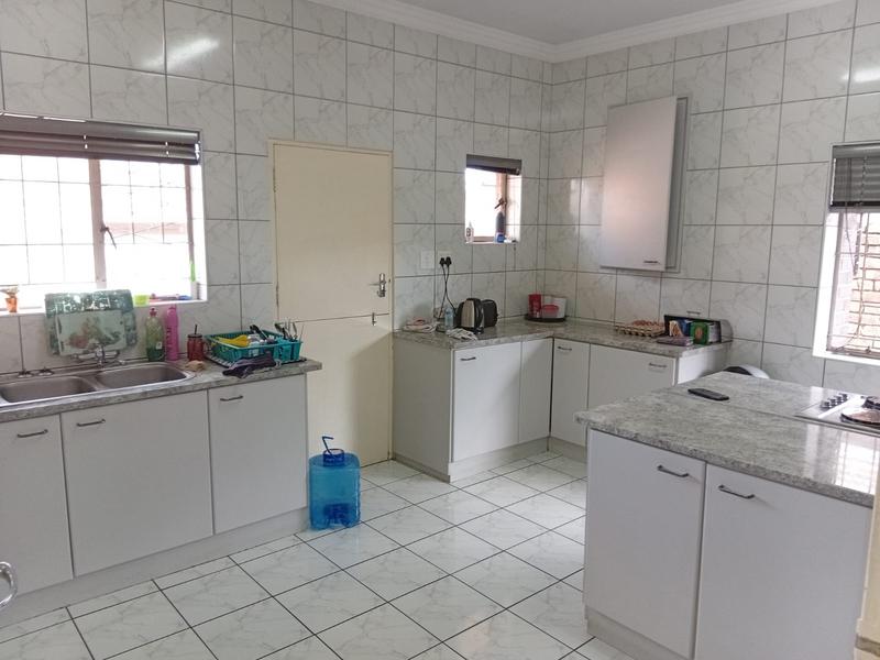 4 Bedroom Property for Sale in Parkdene Gauteng