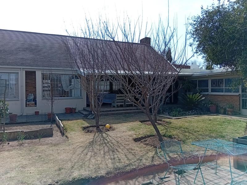 4 Bedroom Property for Sale in Parkdene Gauteng