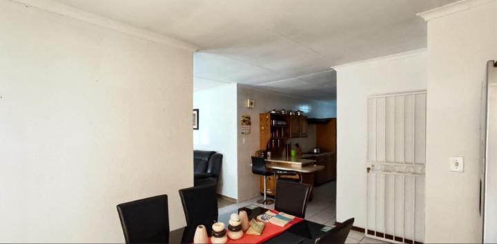 3 Bedroom Property for Sale in Birchleigh North Gauteng