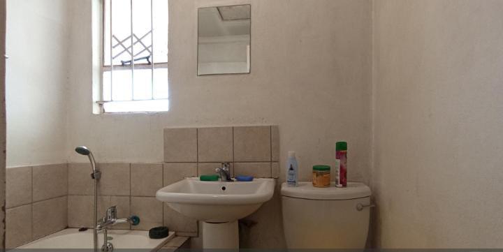 2 Bedroom Property for Sale in Fleurhof Gauteng