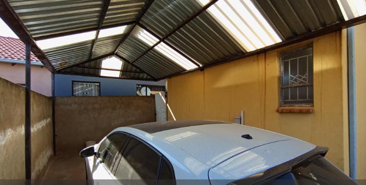 2 Bedroom Property for Sale in Fleurhof Gauteng