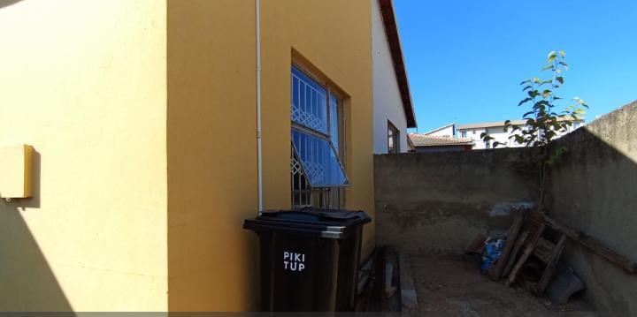 2 Bedroom Property for Sale in Fleurhof Gauteng