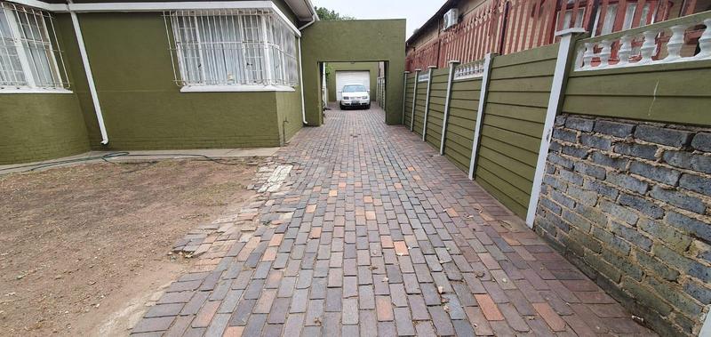 4 Bedroom Property for Sale in Delville Gauteng