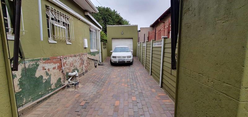 4 Bedroom Property for Sale in Delville Gauteng
