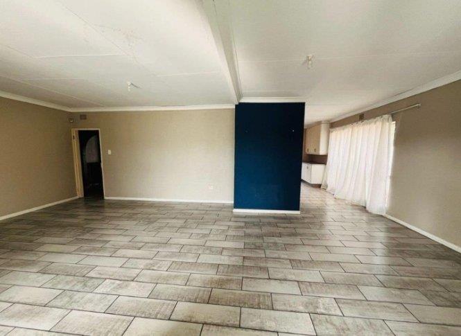 5 Bedroom Property for Sale in Elsburg Gauteng