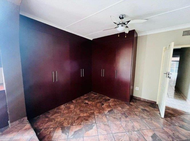 5 Bedroom Property for Sale in Elsburg Gauteng