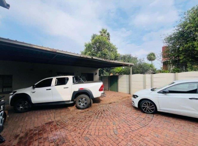 5 Bedroom Property for Sale in Elsburg Gauteng