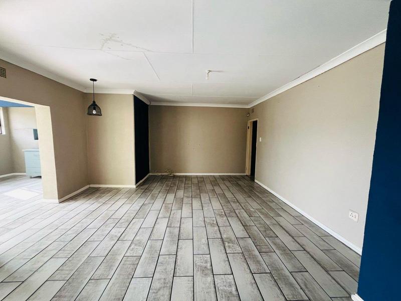 5 Bedroom Property for Sale in Elsburg Gauteng