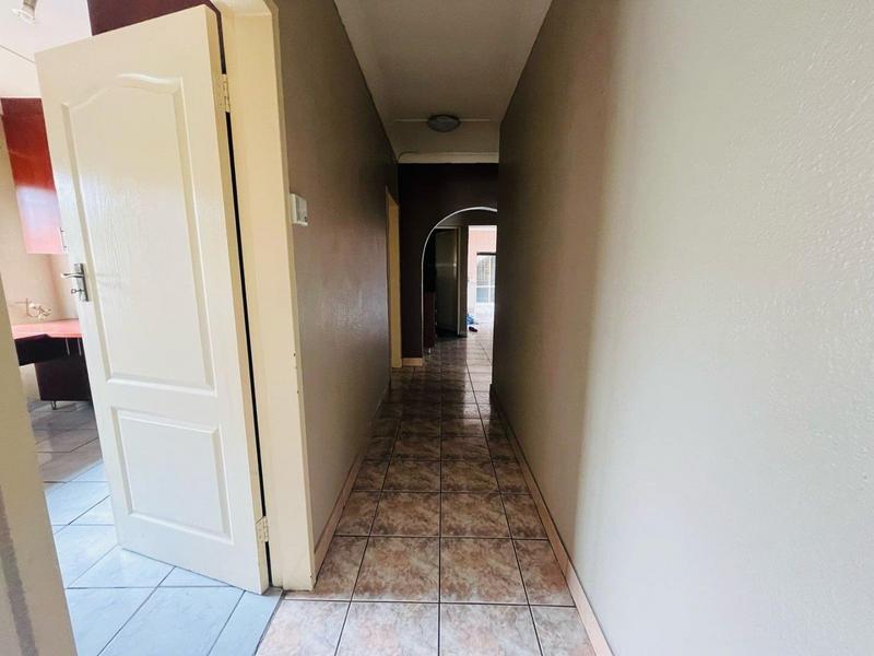 5 Bedroom Property for Sale in Elsburg Gauteng