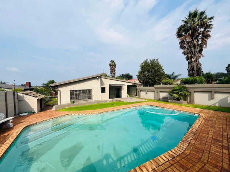 5 Bedroom Property for Sale in Elsburg Gauteng