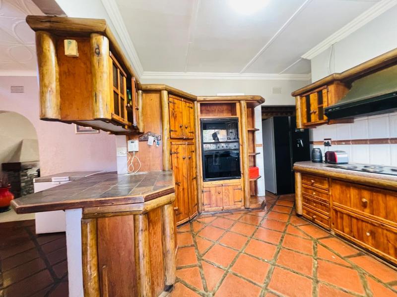 To Let 4 Bedroom Property for Rent in Lambton Gauteng