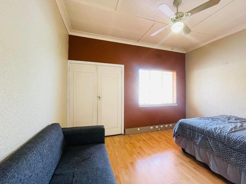 To Let 4 Bedroom Property for Rent in Lambton Gauteng