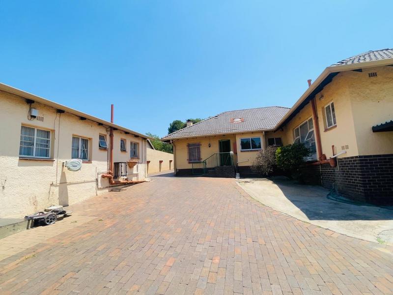 To Let 4 Bedroom Property for Rent in Lambton Gauteng