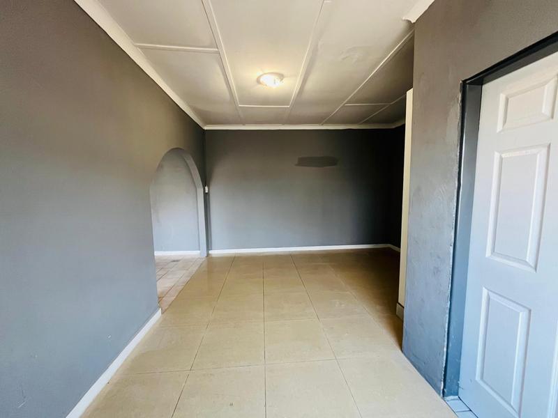1 Bedroom Property for Sale in Primrose Gauteng