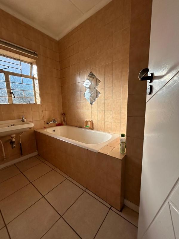 4 Bedroom Property for Sale in Tedstoneville Gauteng