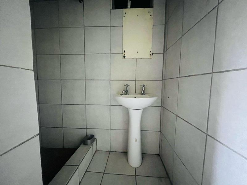 To Let 1 Bedroom Property for Rent in Birchleigh Gauteng